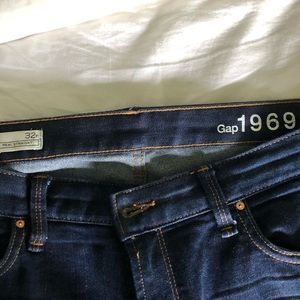 Gap 1969 Real Straight Dark Jeans